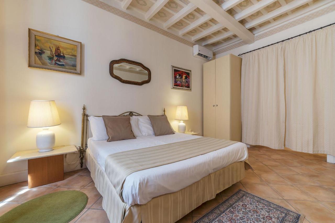 Fontanella Borghese Apartment - Fromhometorome Extérieur photo
