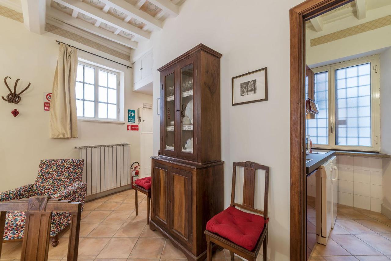 Fontanella Borghese Apartment - Fromhometorome Extérieur photo